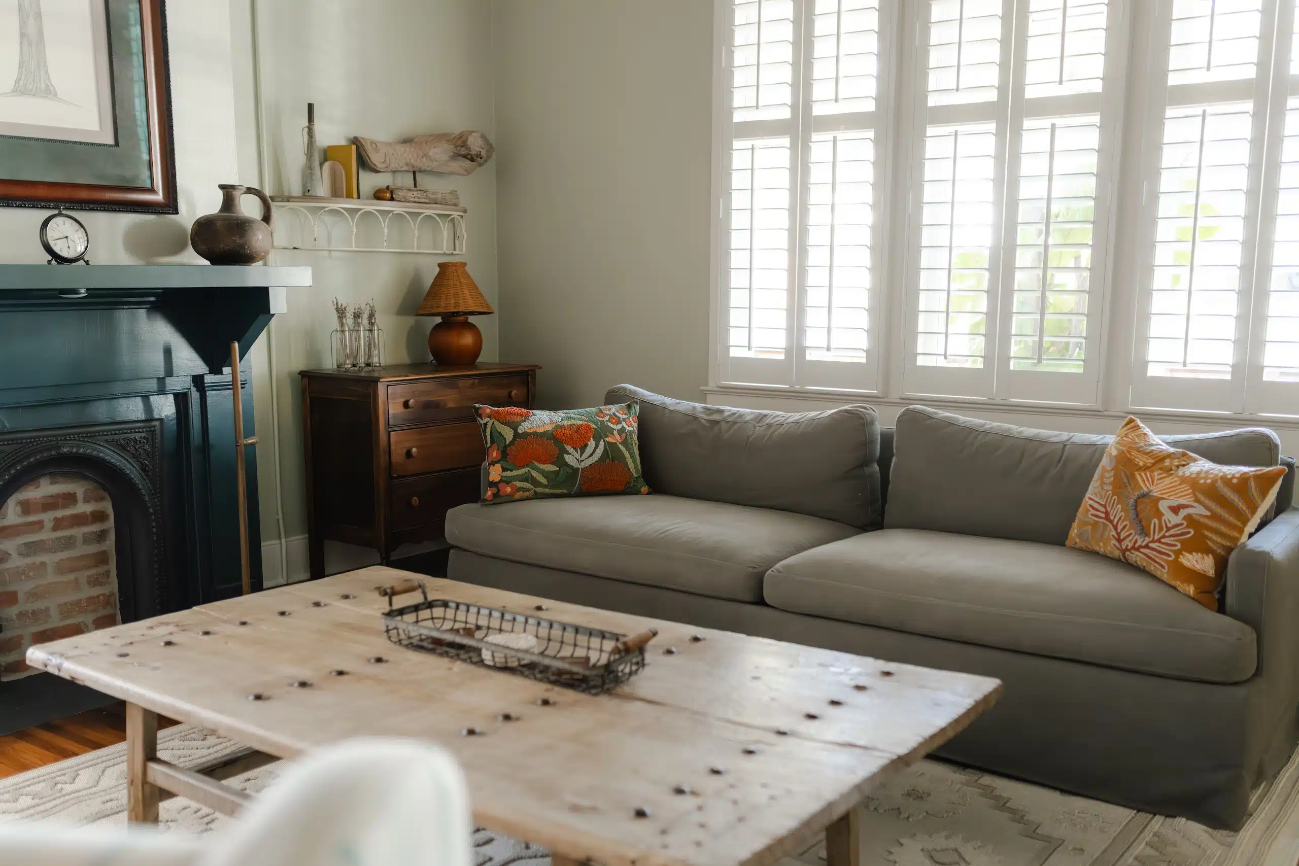 The Magnolia Suite sitting area